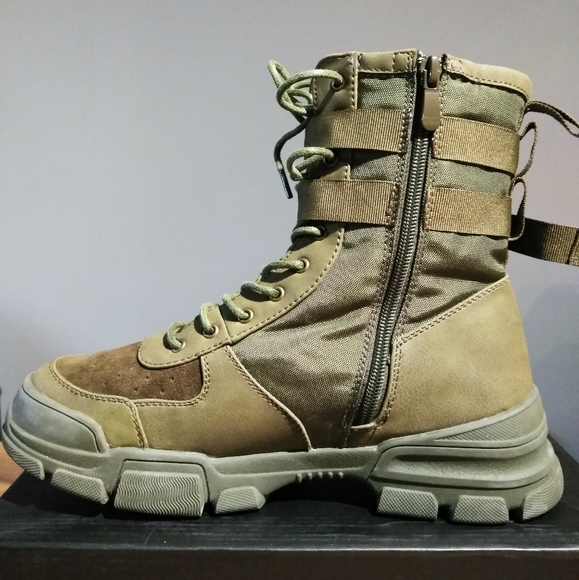 ๐ Fashion Nova Combat Boots - Picture 6 of 9